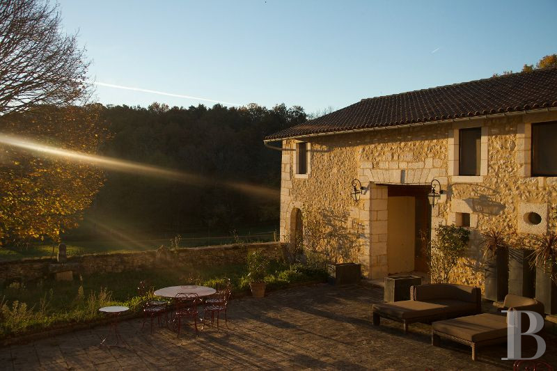 An estate dedicated to breeding Arabian thoroughbred horses near to Brantôme in the Dordogne - photo  n°11